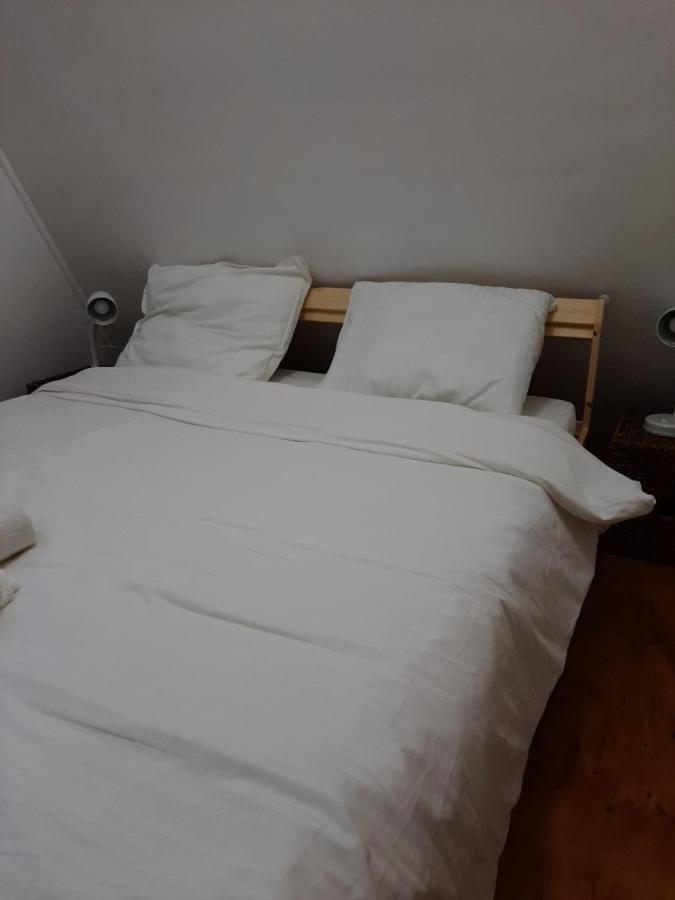 Cabana Din Livada Pucioasa Eksteriør billede